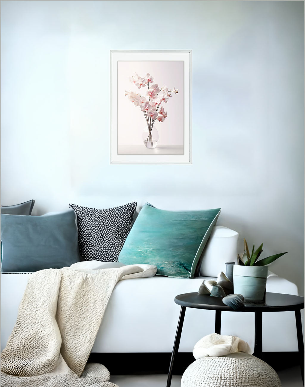 エセアラル・オーキッドのアートポスターソファ配置イメージ