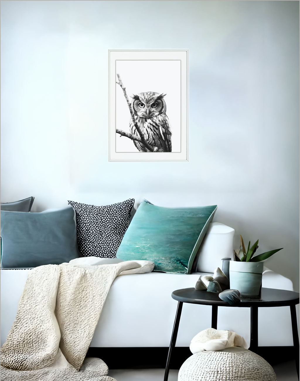 ミステリアスオウルのアートポスターソファ配置イメージ