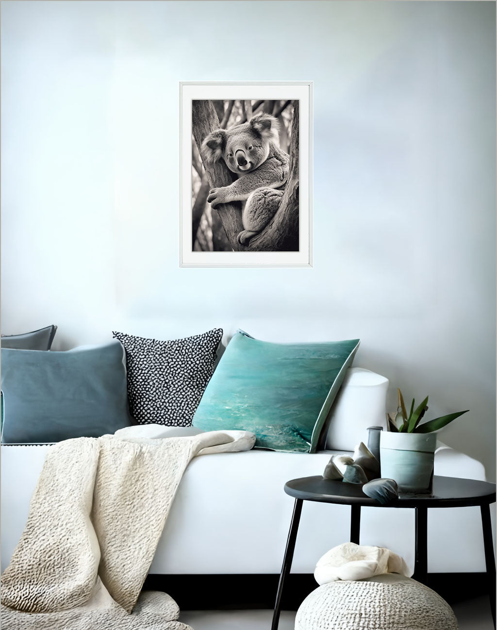 セレーネコアラズのアートポスターソファ配置イメージ