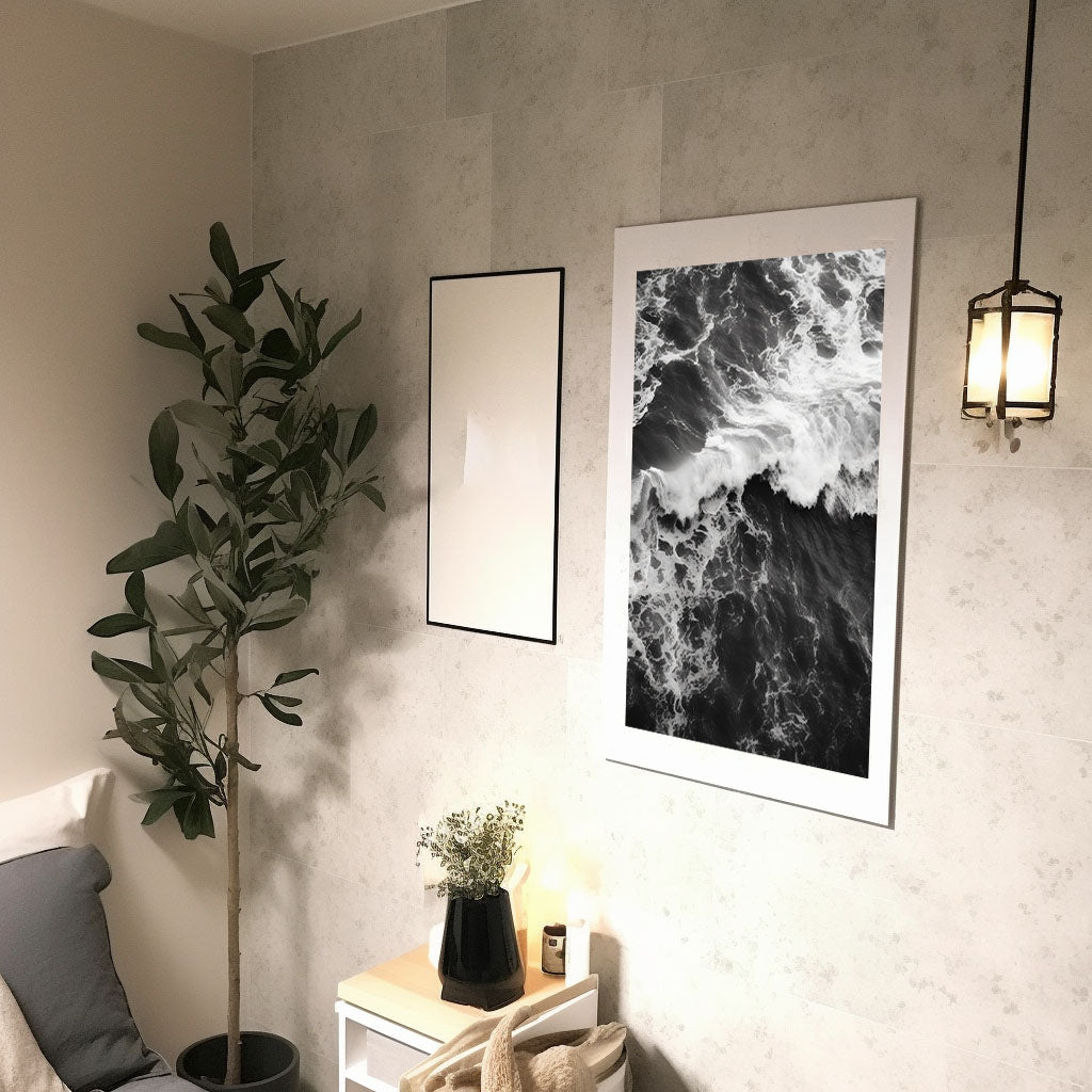 微妙なリズムのアートポスター廊下配置イメージ