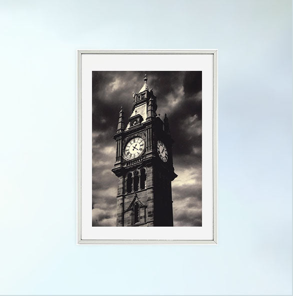 時計のアートポスター銀フレームあり