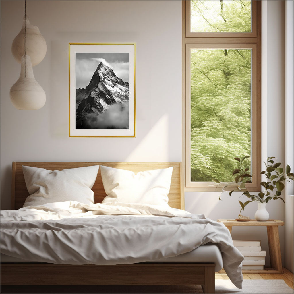 山のアートポスター寝室配置イメージ
