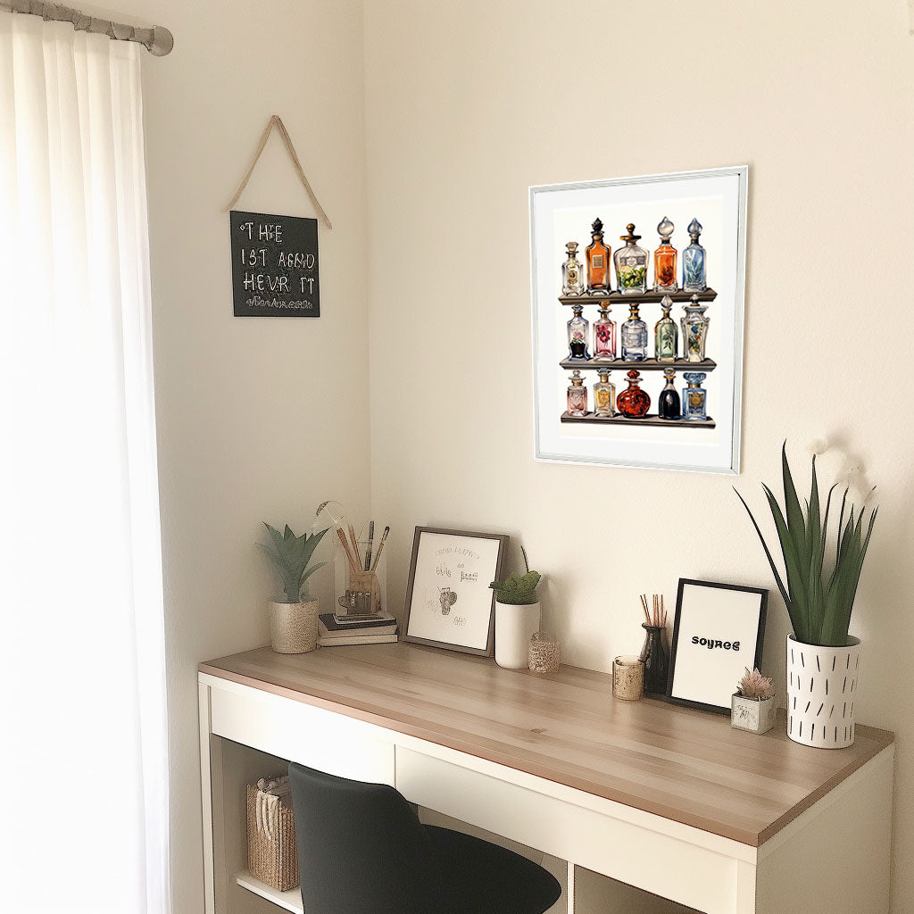 香水のアートポスター:perfume_b58d / 日用品・ライフスタイル__のポスター画像机に設置したイメージ