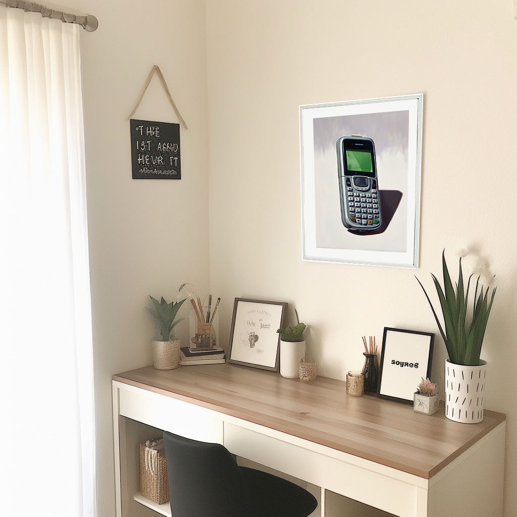 スマートフォンのアートポスター机配置イメージ