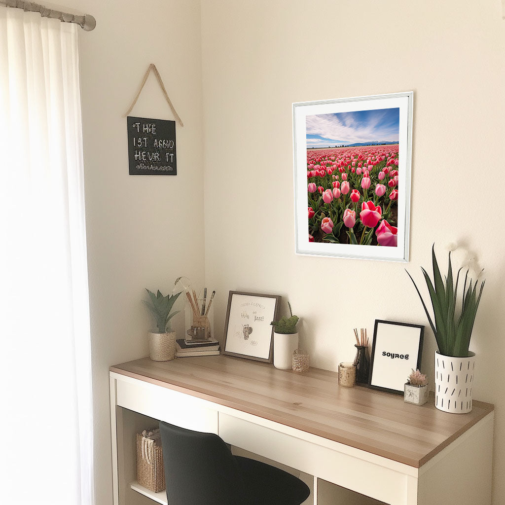 チューリップ畑のアートポスター机配置イメージ