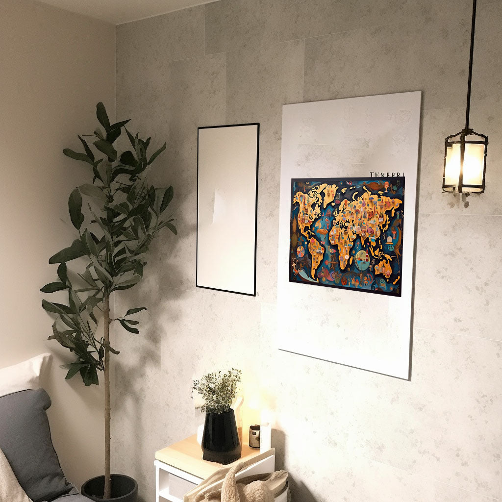 世界地図のアートポスター廊下配置イメージ