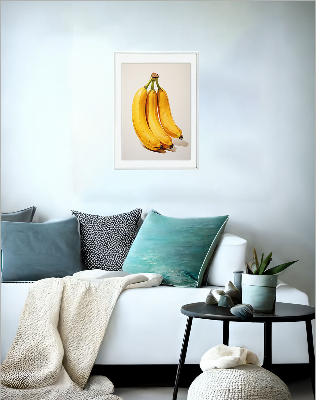 バナナのアートポスター:banana_f998 / 絵画_キッチン_フルーツと野菜_のポスター画像ソファ近くに設置したイメージ