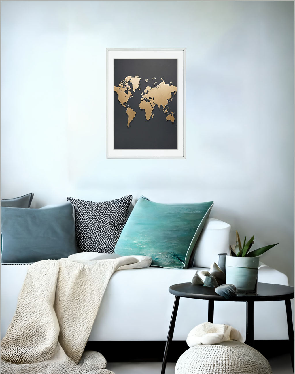 世界地図のアートポスターソファ配置イメージ